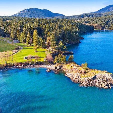Obstruction Pass Cottage Olga Exterior foto